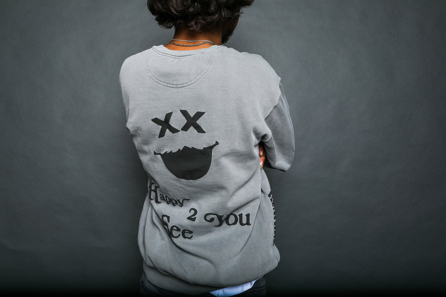 "Smiley" CREWNECK - SPACE GRAY